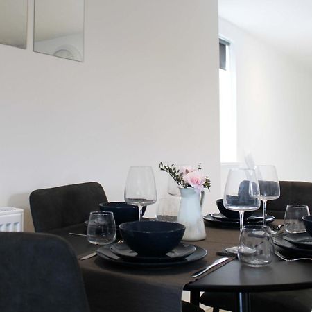Abingdon - Private Flat With Parking 09公寓 外观 照片